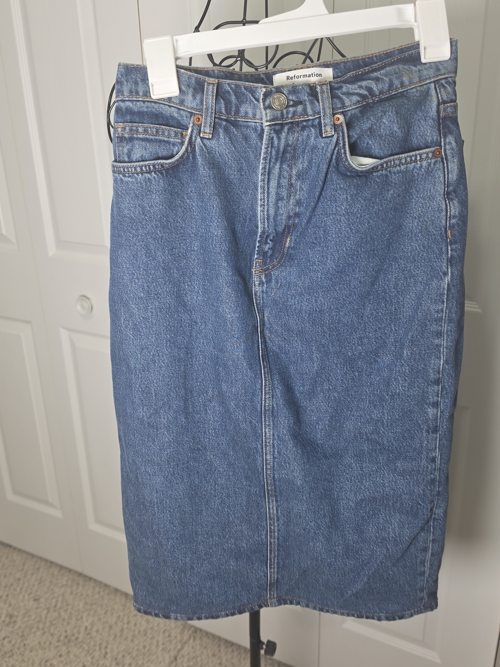 Reformation Denim Midi Pencil Skirt Blue Size 26